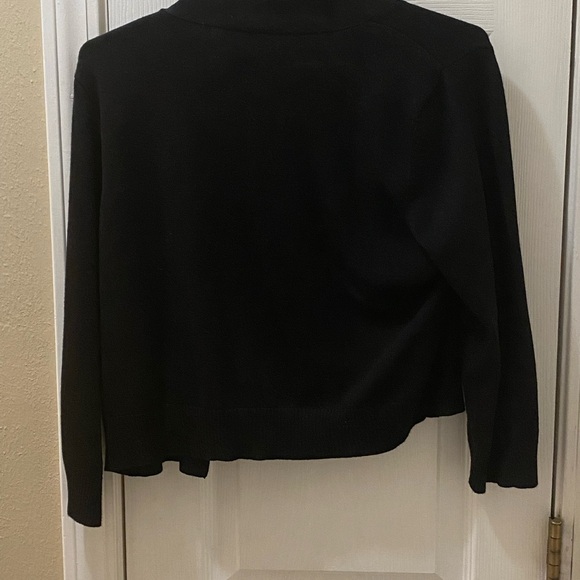 Black cover up - Picture 3 of 5